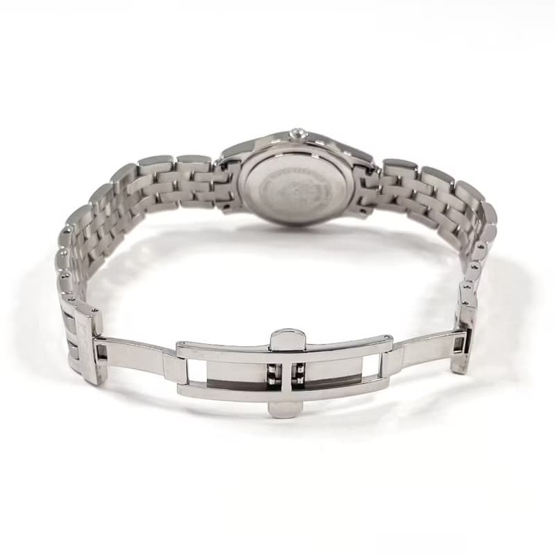 【日本直送 中古美品】グッチ GUCCI 腕時計 5500L ステンレススチール シルバー クオーツ シルバー文字盤 レディース