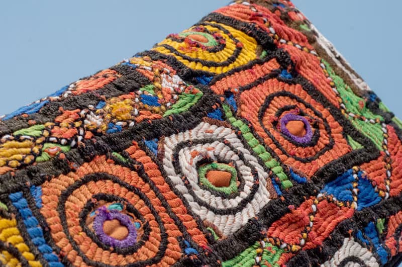 手工刺繡錢包 民族風長夾 刺繡皮夾 手工古布長夾-圓形刺繡花朵