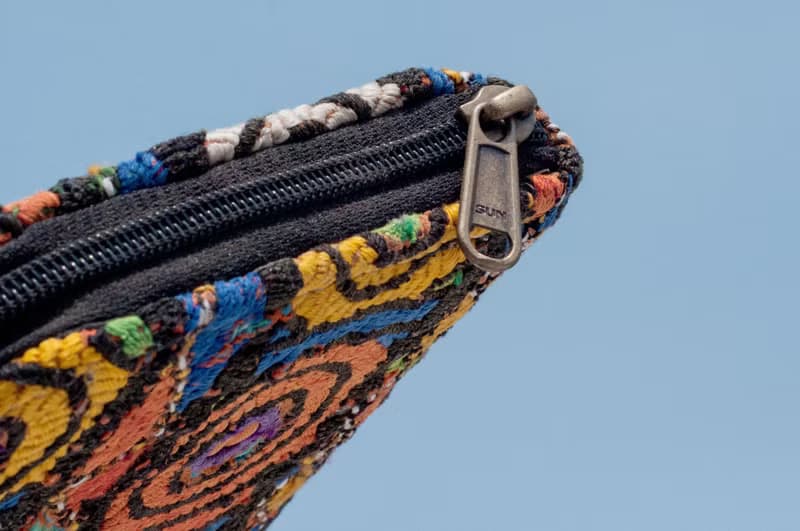 手工刺繡錢包 民族風長夾 刺繡皮夾 手工古布長夾-圓形刺繡花朵