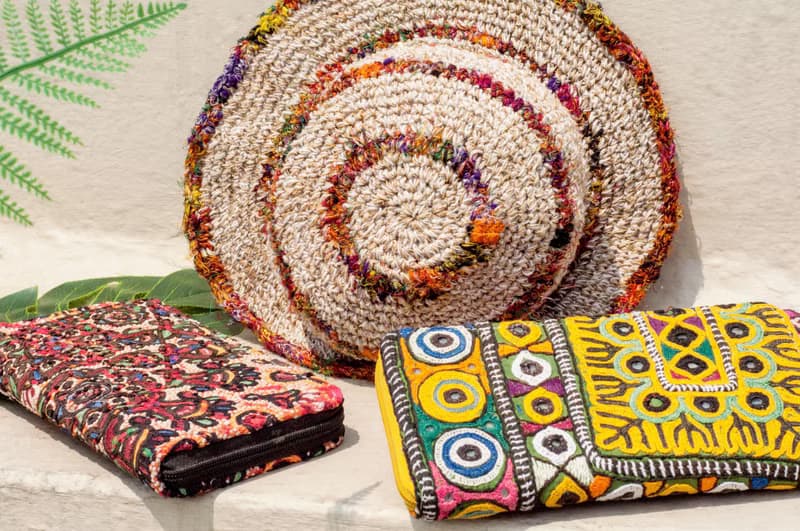 手工刺繡錢包 民族風長夾 刺繡皮夾 手工古布長夾-圓形刺繡花朵