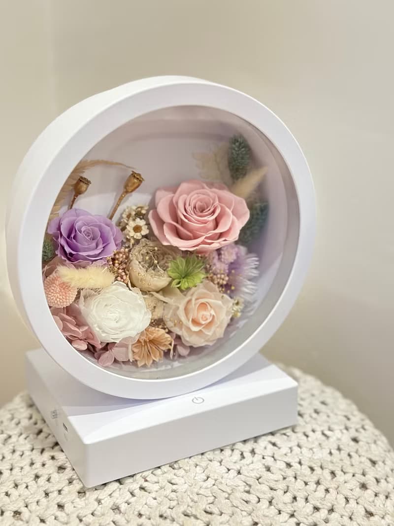 美好花園 永生花三段觸控氛圍燈/桌燈/檯燈