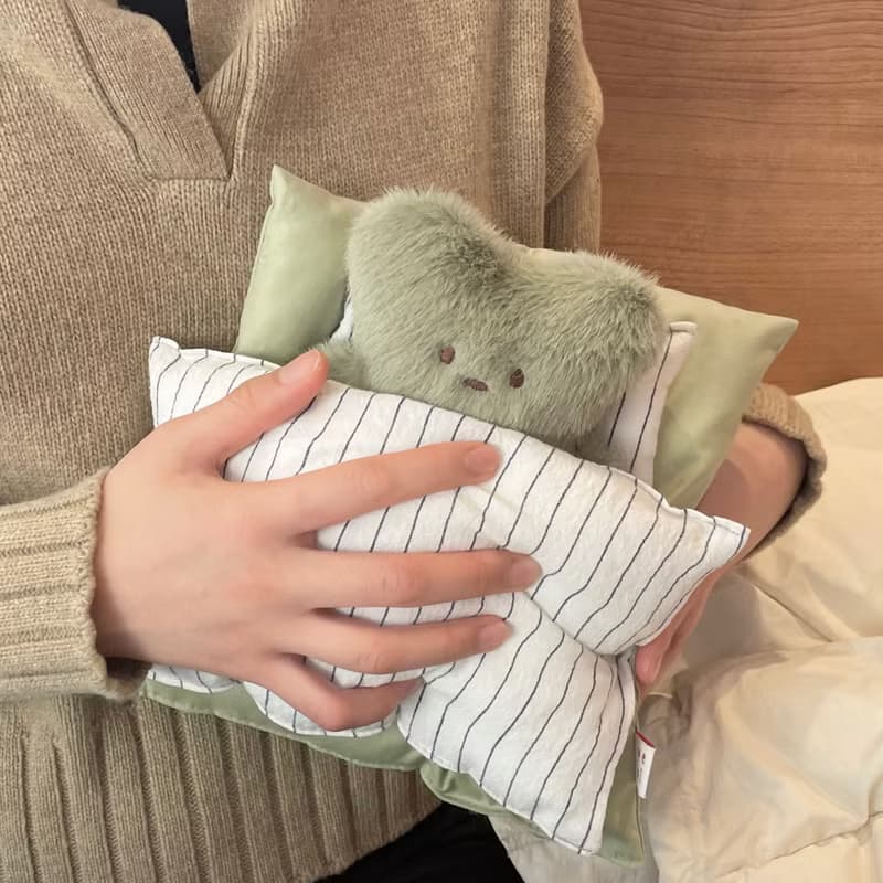 Modern green doll bedding /handmade mini doll present miniature cushion play