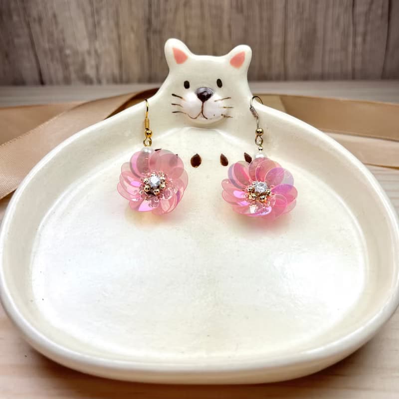 A Lu  萌菊垂墜耳飾/飾品 母親節 原創手作 限量款