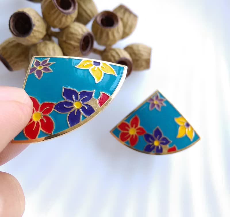 Vintage Jewelry 西洋古董飾品 景泰藍 藍底彩花  針式耳環