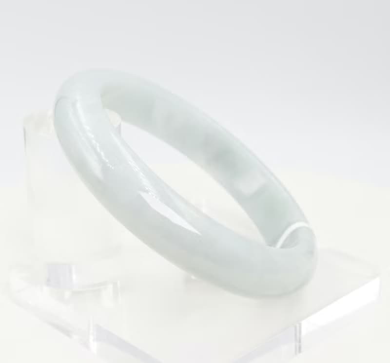 寶麗金珠寶-天然糯種淡綠A貨緬甸玉手鐲