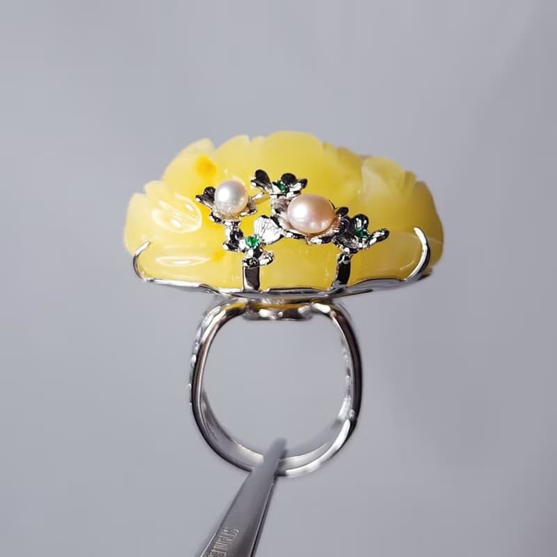 天然 琥珀 蜜蠟 牡丹 花開富貴 大寶石戒指 內徑17.2mm 單品 禮物
