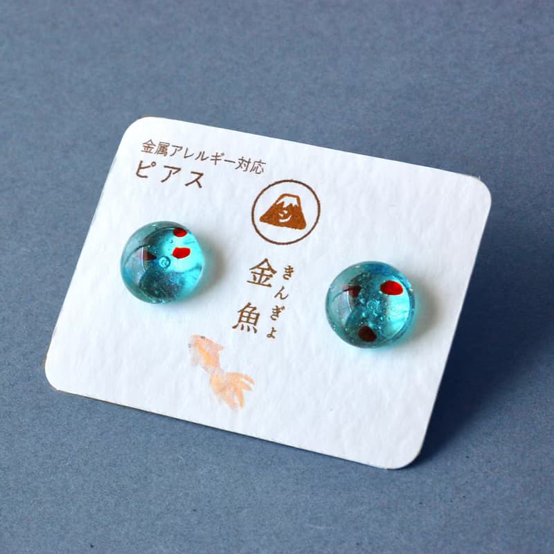 季節商品【琉球ガラス】金魚 (ピアス or イヤリング)