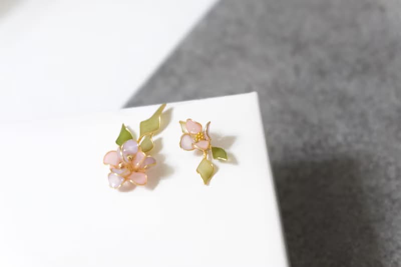 耳針x耳夾水晶花_拾花(粉紫)_光點飾品