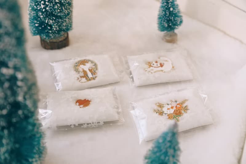 狐狸與花束徽章胸針 衣物別針 胸章 金屬徽章 包包扣