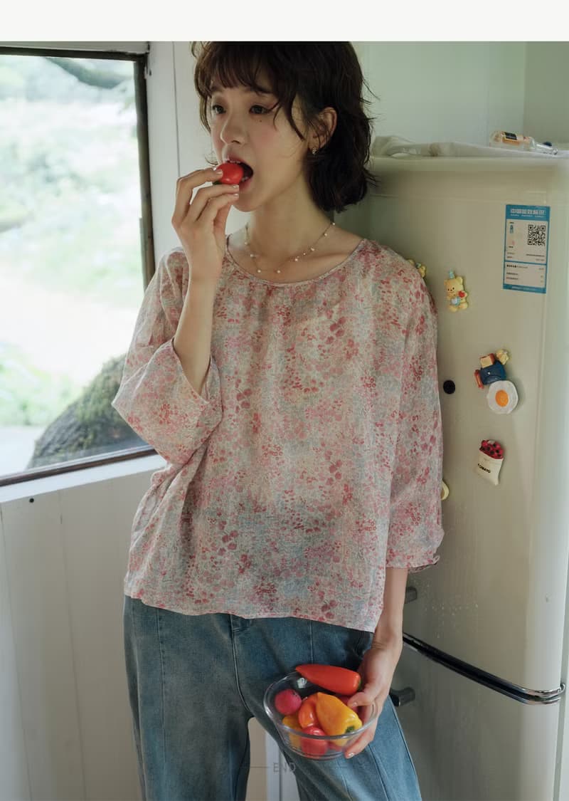 兩色碎花苧麻圓領鬆弛感小衫