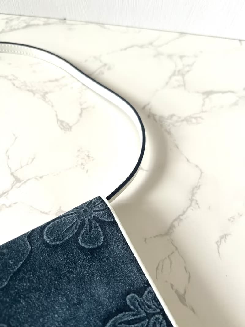 初夏優惠-中古二手Celine暗花WOC皮革側背孭單肩手袋錢包皮夾小包