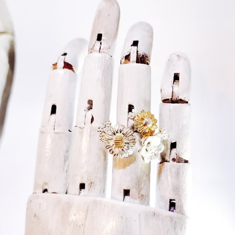 フリーサイズ ちいさなブーケのリング　MODEL　silver & goldplating by Gravi