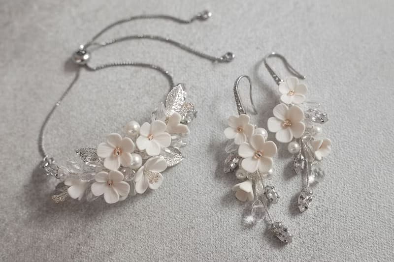 Flower bridal bracelet,necklace, earrings, Pearl wedding floral jewelry set