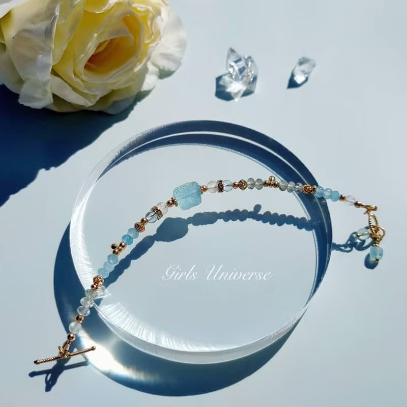 寧靜之海。海水藍寶原礦 拓帕石 月光石 14K包金 水晶礦石手鍊