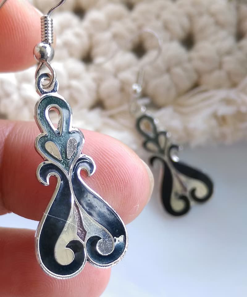 Vintage Jewelry 西洋古董飾品 景泰藍 黑底 流紋 耳勾 針式耳環