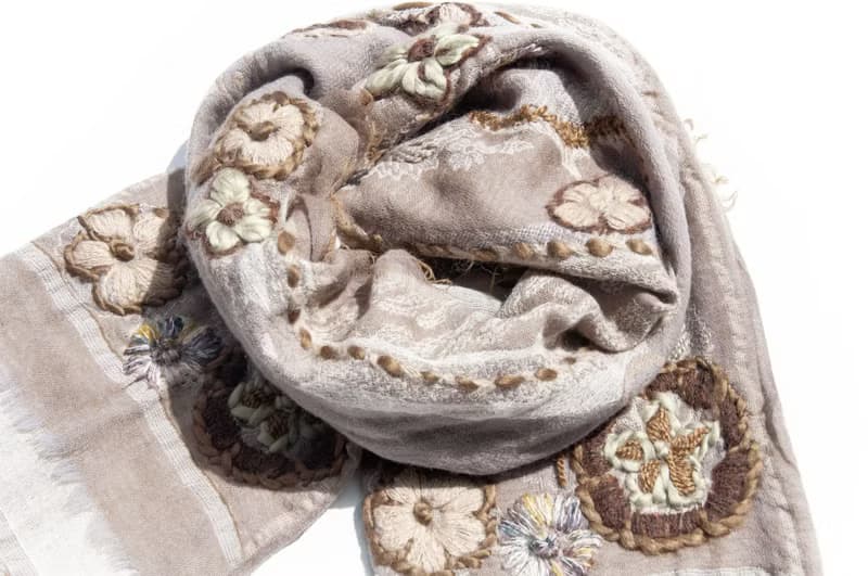 喀什米爾Cashmere/水煮羊毛披肩/針織圍巾/刺繡圍巾/羊絨披巾-花