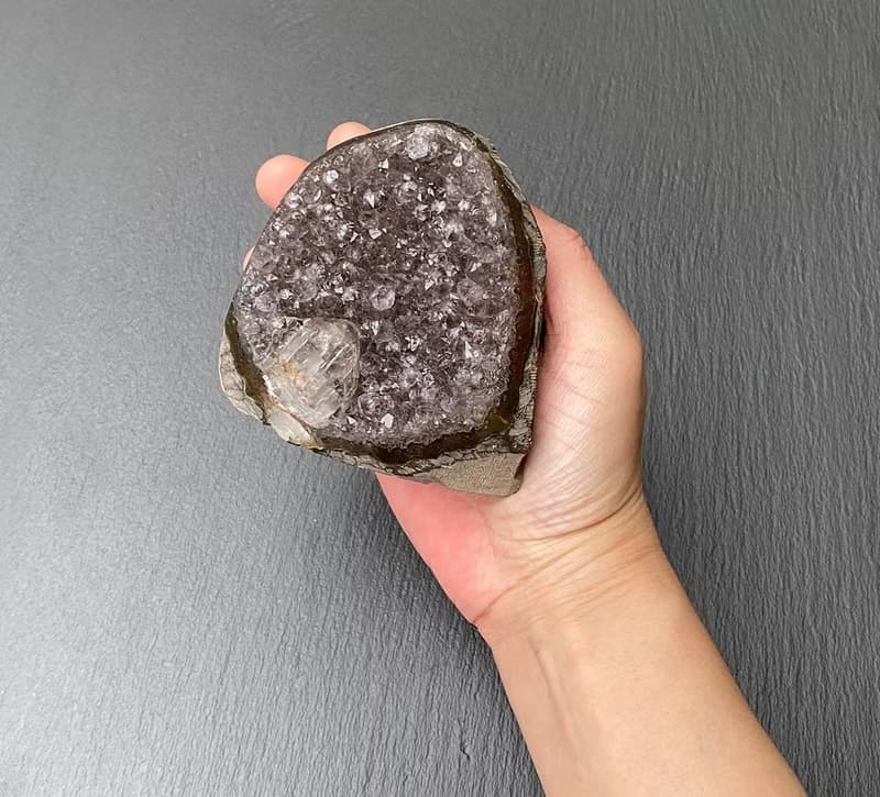 招財開運-天然原礦異象滿天星紫晶鎮共生方解石 紫水晶 消磁淨化
