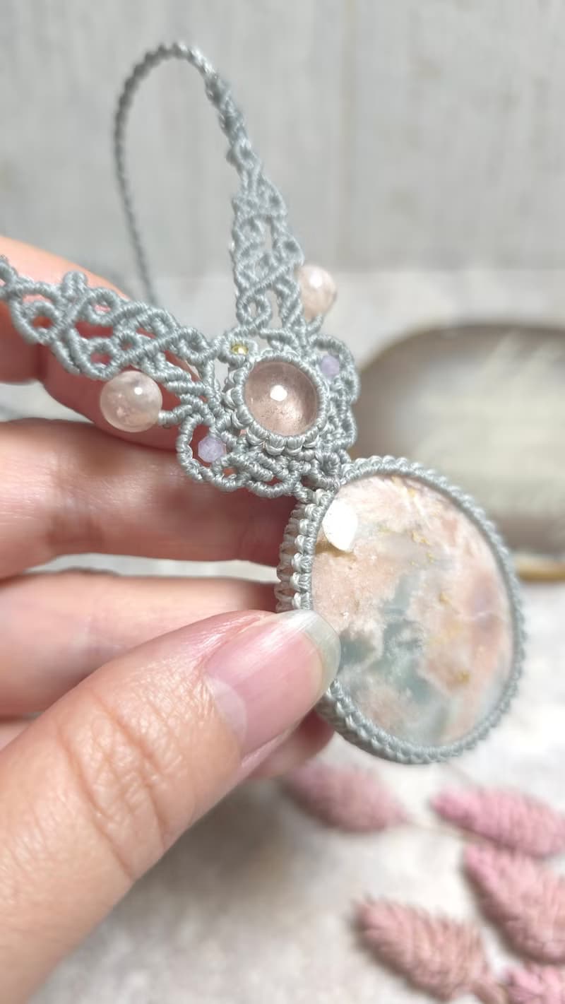 SA52櫻花瑪瑙。粉摩根石。南美蠟線編織項鍊