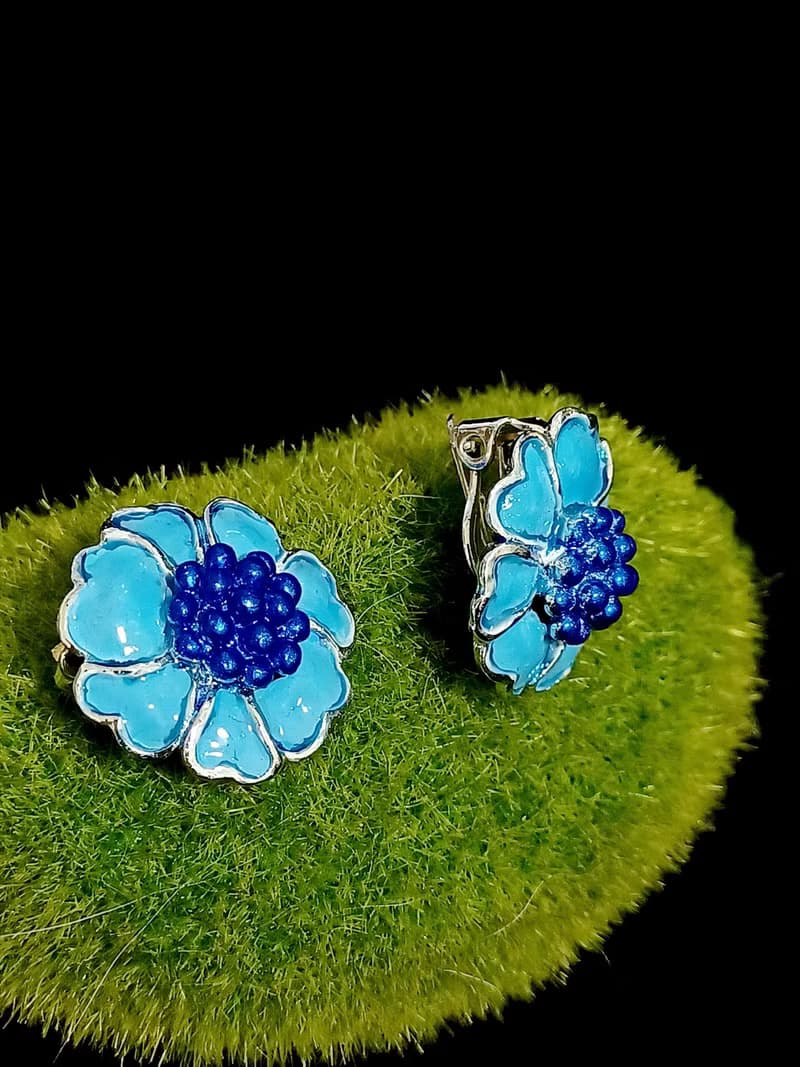 vintage jewelry  Hollycraft  水藍琺瑯花瓣 夾式耳環