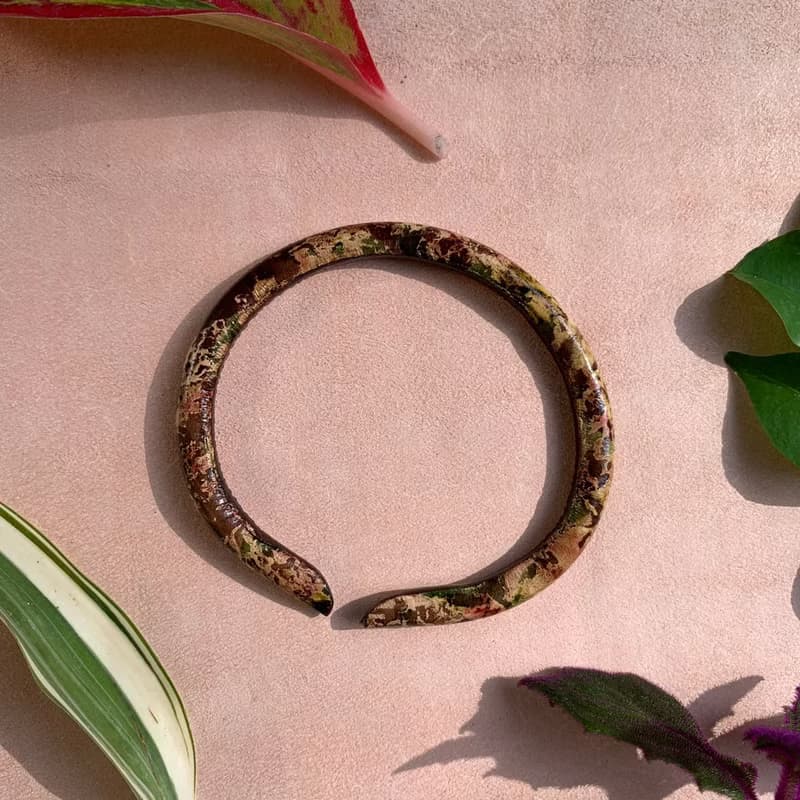 Texture Ivory Cuff Bracelet (unique, handmade, leather bracelet , 2024)