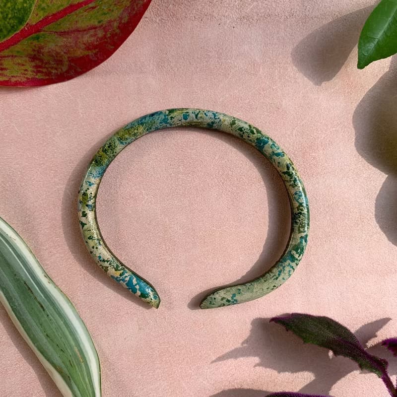 Texture Ivory Cuff Bracelet (unique, handmade, leather bracelet , 2024)