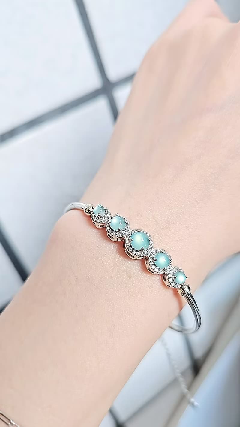 |夢幻晴藍|A貨翡翠冰玻晴藍剛蛋面5.5mm純銀鍍18k手鐲手鏈