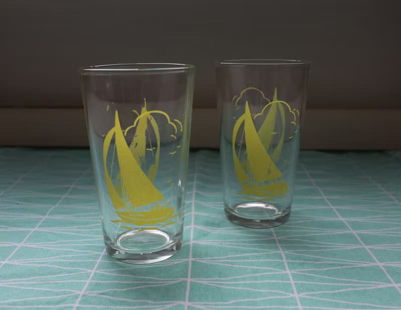 早期印花果汁杯-揚帆 (餐具/老件/舊物/玻璃/圖案)