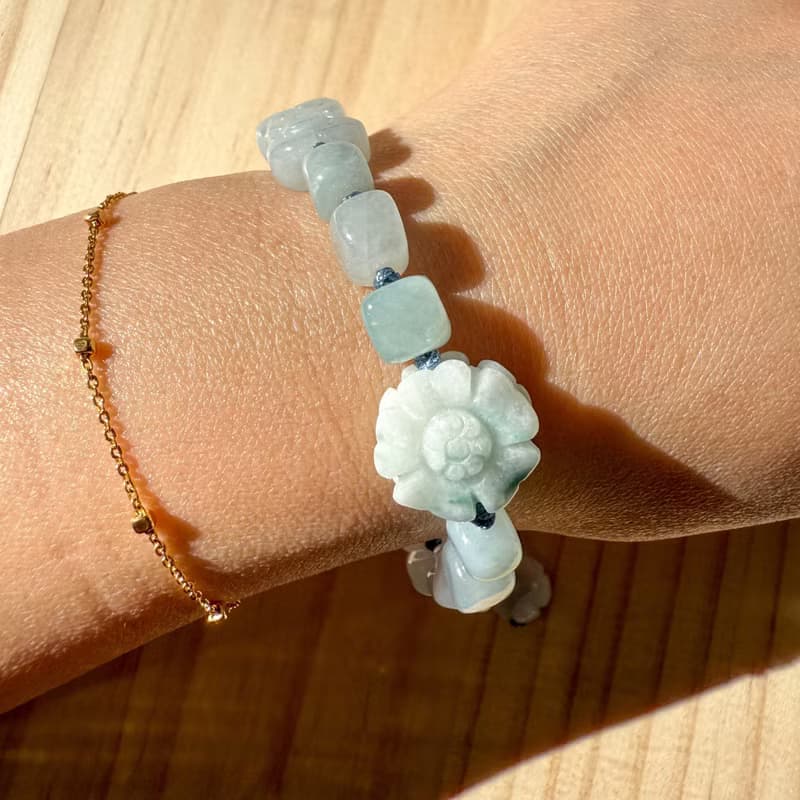 手工編織翡翠手鍊 — 白綠玫瑰