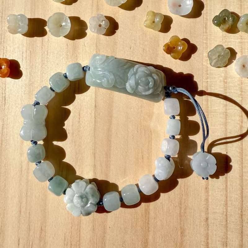 手工編織翡翠手鍊 — 白綠玫瑰