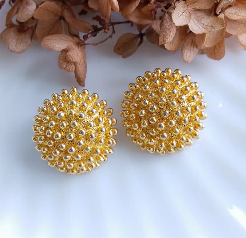 Vintage Jewelry 西洋古董飾品 金色 圓形 凸點 夾式耳環
