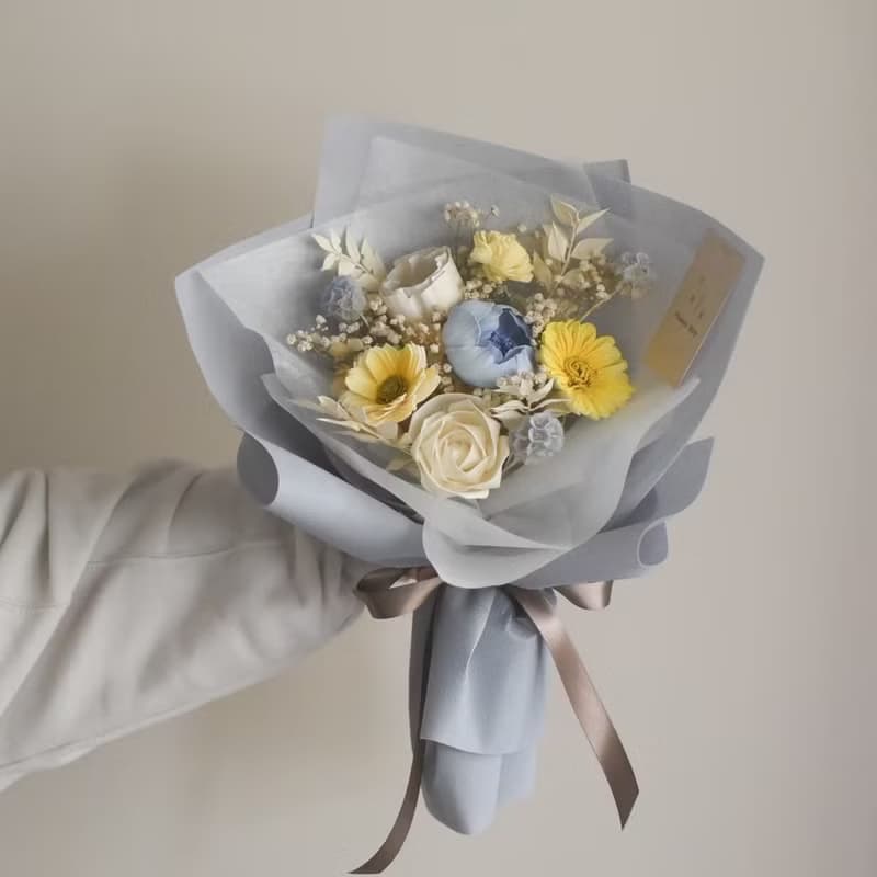 /藍黃乾燥花束/畢業花束 生日 開幕 七夕 情人節 玫瑰 教師節