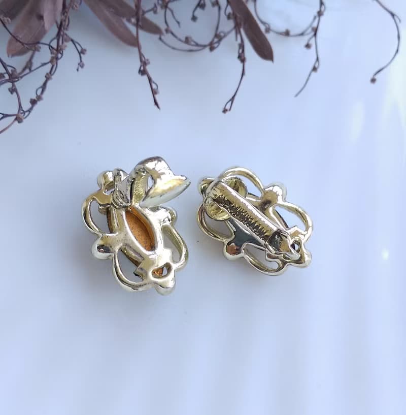 Vintage Jewelry 西洋古董飾品 SARAH COV Sabrina Fair 夾式耳環