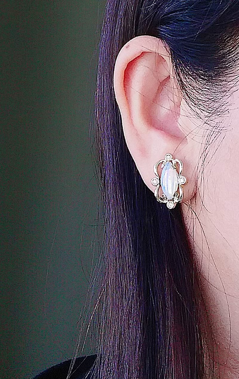 Vintage Jewelry 西洋古董飾品 SARAH COV Sabrina Fair 夾式耳環