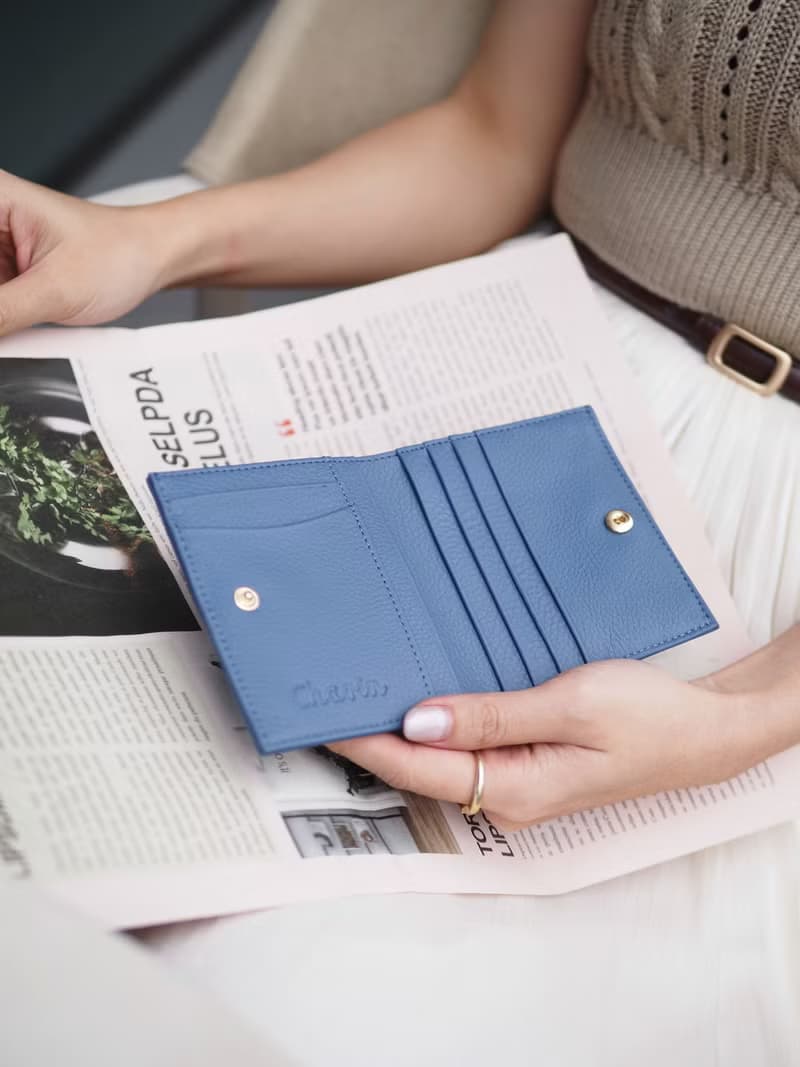 Hannah (Sky) : Small leather short wallet, folded wallet, Mini wallet, Blue
