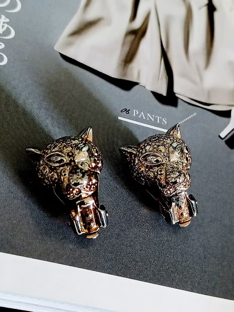 vintage jewelry  經典立體神獸  夾式耳環
