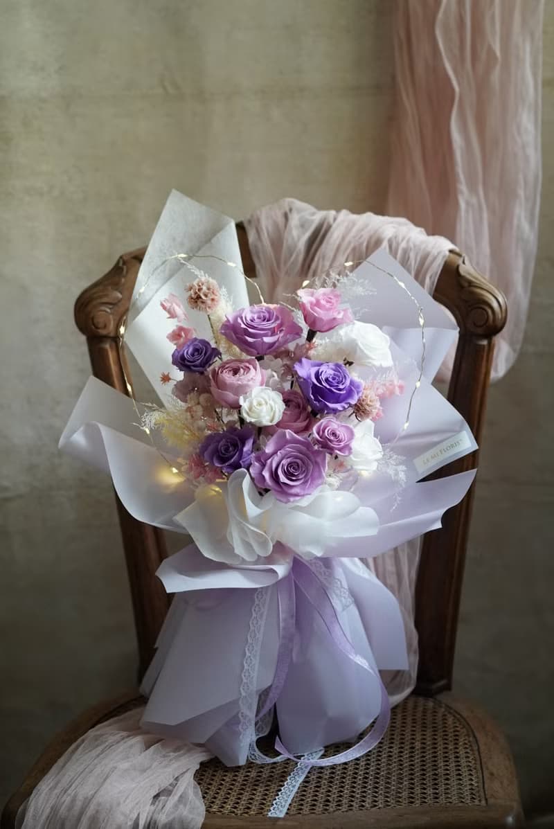 12朵玫瑰花 求婚告白 少女配色 頂級永生玫瑰花花束 韓式包裝花束