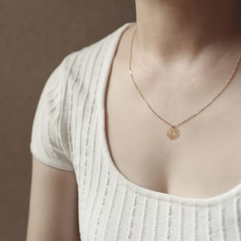 moorigin 雛菊項鍊 | 醫療鋼・抗過敏・可洗澡・不掉色
