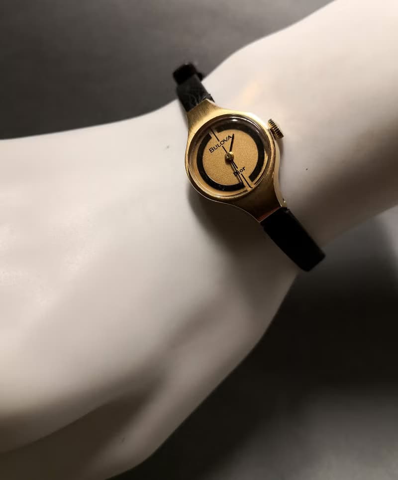 Dior x Bulova 1970s 經典系列金色 /手上鍊/女士表