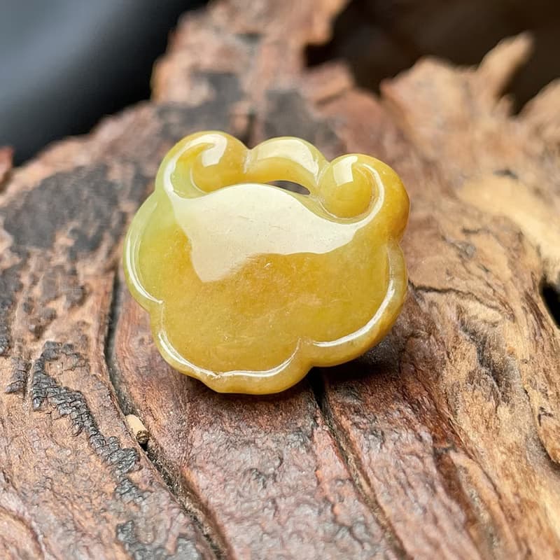 冰黃飄綠花翡翠如意吊飾 | 天然緬甸玉翡翠A貨