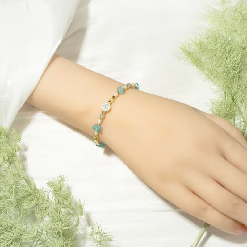 水藍色玫瑰花 - 海藍寶 橄欖石 藍磷灰石 白蝶貝 天然石手鍊