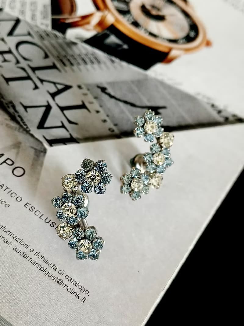 vintage jewelry  高雅小碎花萊茵 夾式耳環