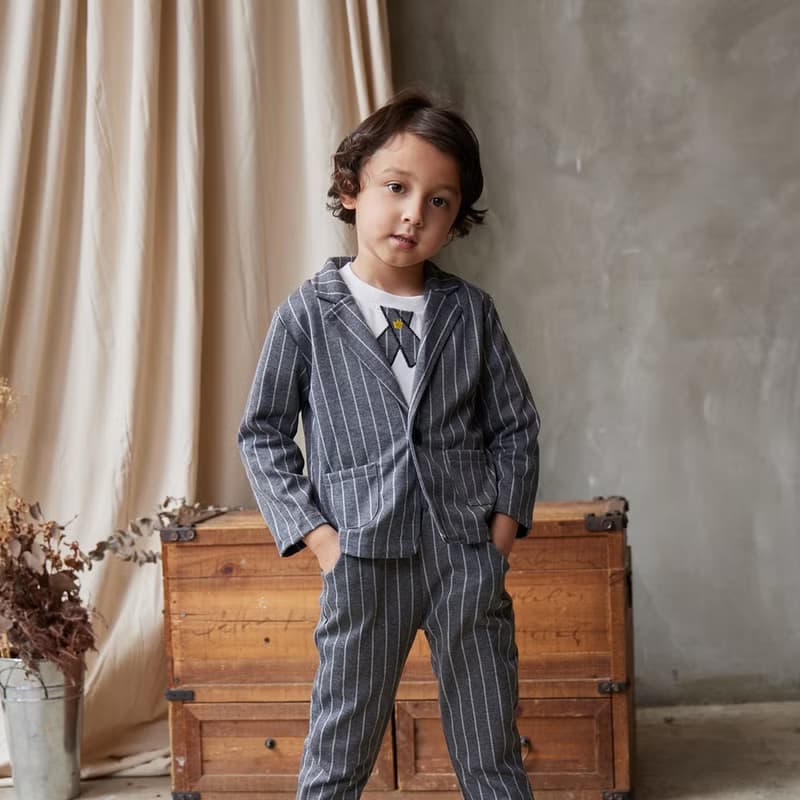 Charles系列灰色直條西裝外套褲子三件組