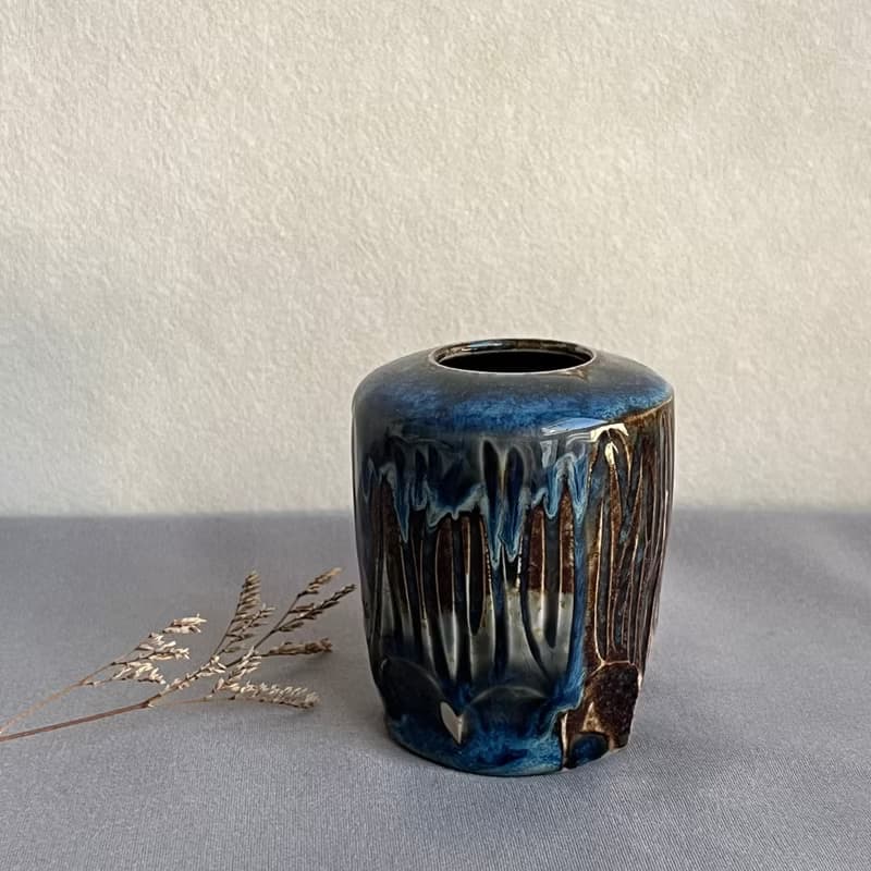 手工陶瓷迷你花瓶 擴香瓶 花器 精油瓶 花瓶 陶藝 母親節禮物