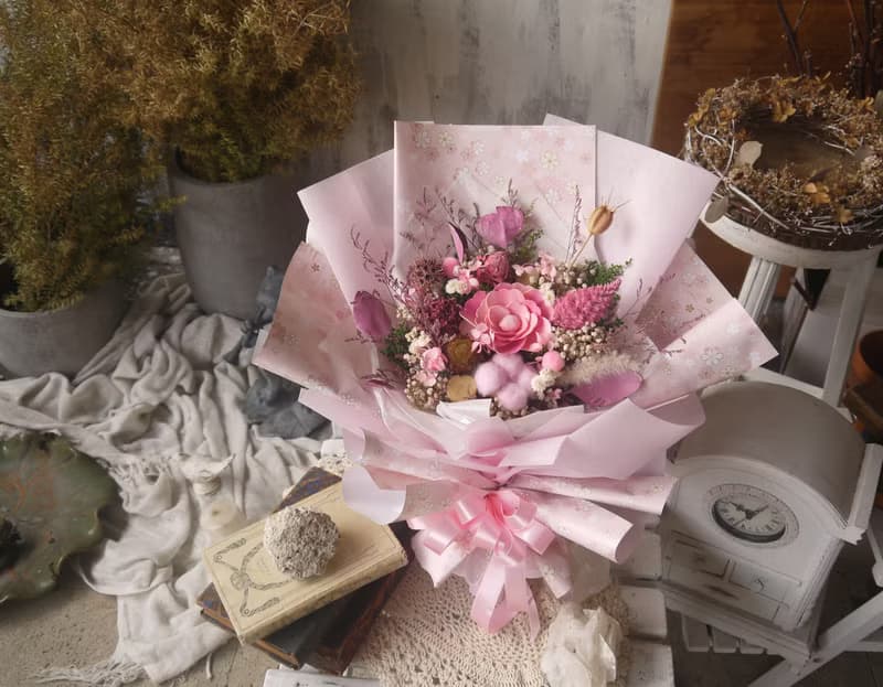 緋櫻.浪漫粉色系.乾燥花.索拉花.永生花.情人節.畢業花束