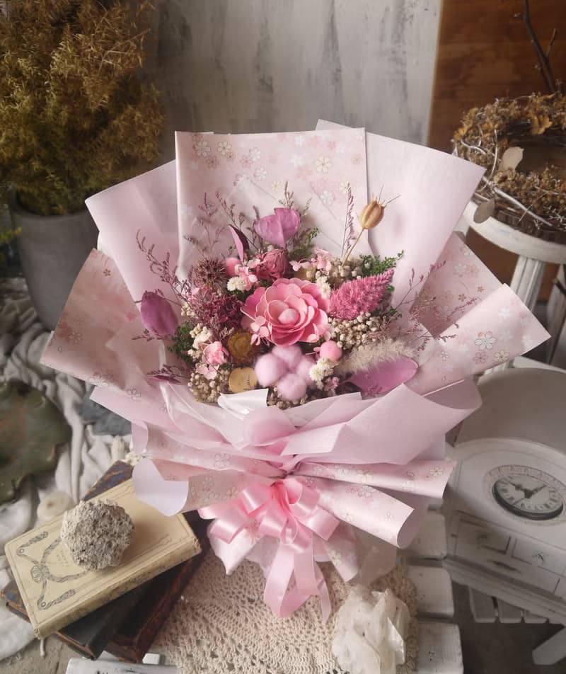 緋櫻.浪漫粉色系.乾燥花.索拉花.永生花.情人節.畢業花束