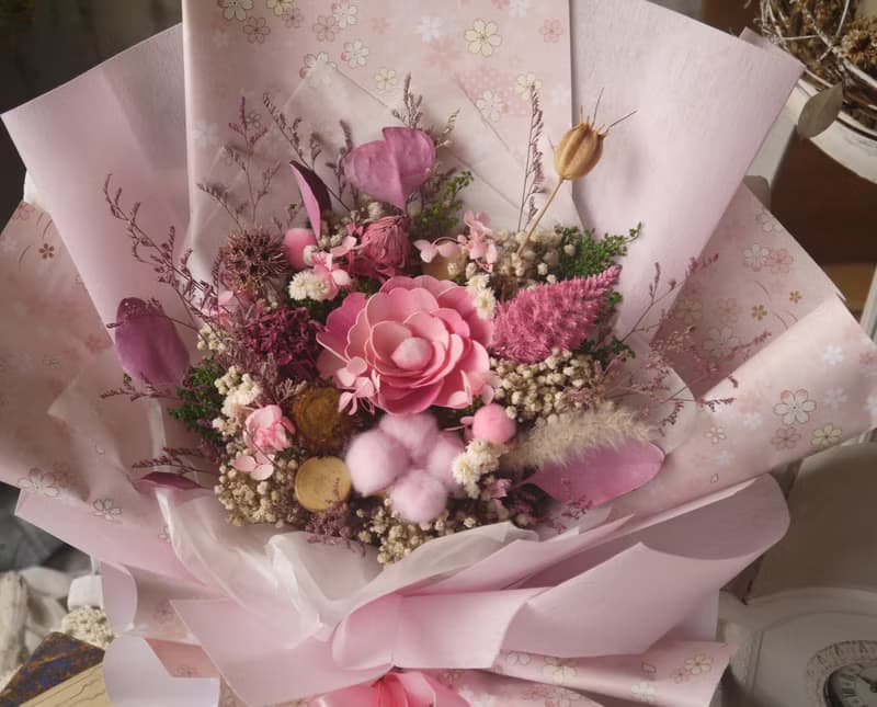 緋櫻.浪漫粉色系.乾燥花.索拉花.永生花.情人節.畢業花束