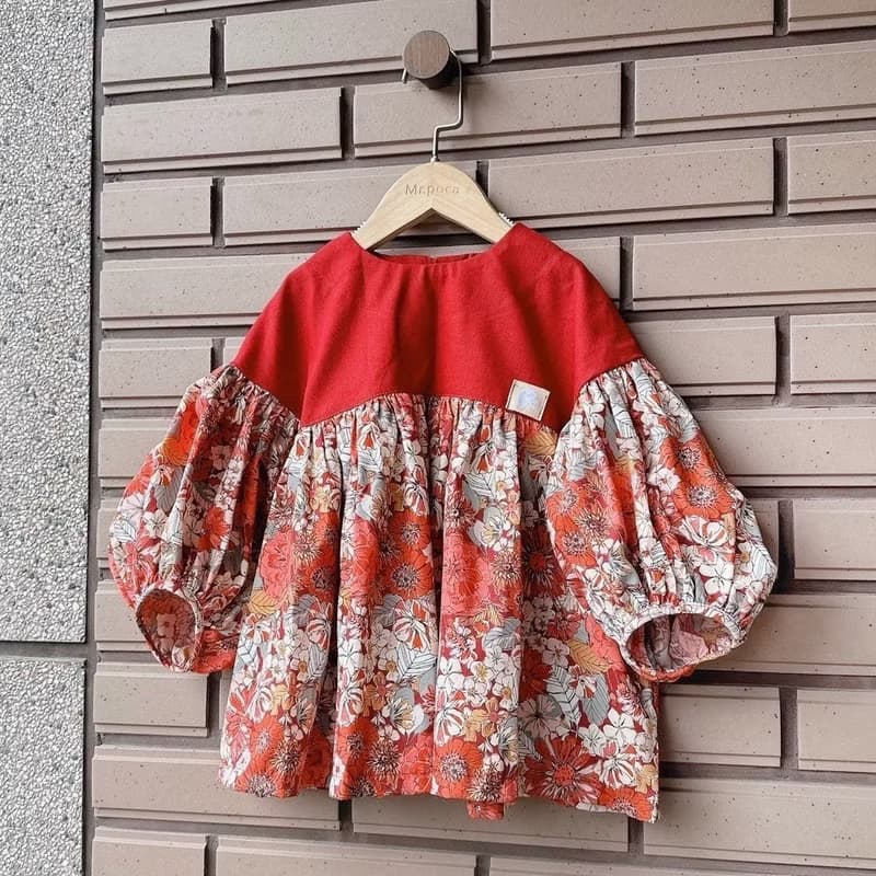 祕密花園 紅 - 泡泡袖上衣