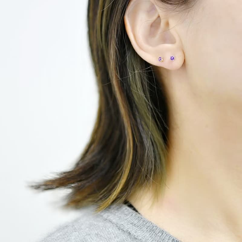 愛の守護石 ベビーアメジストのスタッドピアス　3mm 1ペア 2月誕生石
