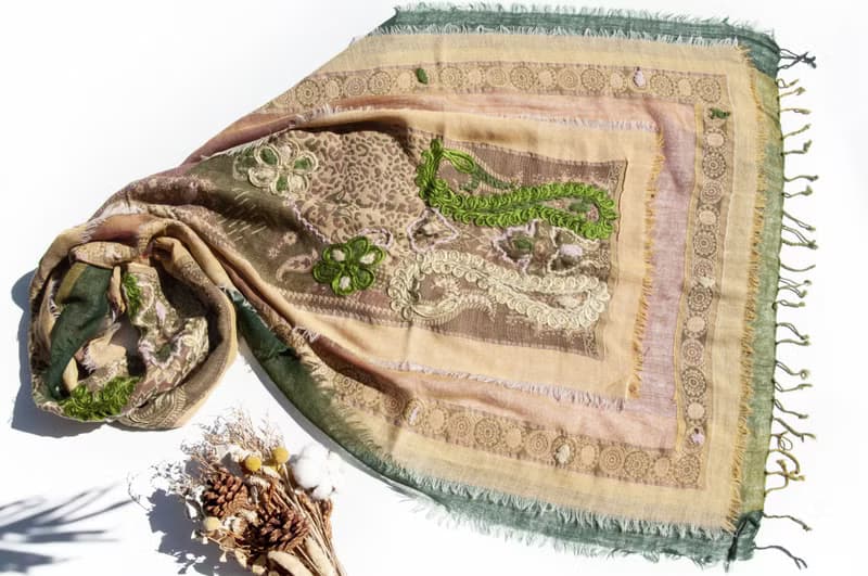喀什米爾Cashmere/水煮羊毛披肩/針織圍巾/刺繡圍巾/羊絨披巾-花