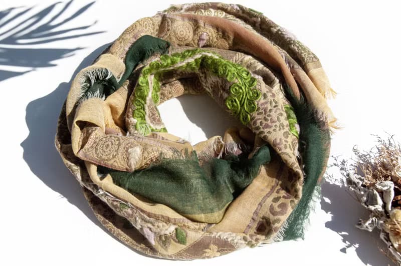 喀什米爾Cashmere/水煮羊毛披肩/針織圍巾/刺繡圍巾/羊絨披巾-花
